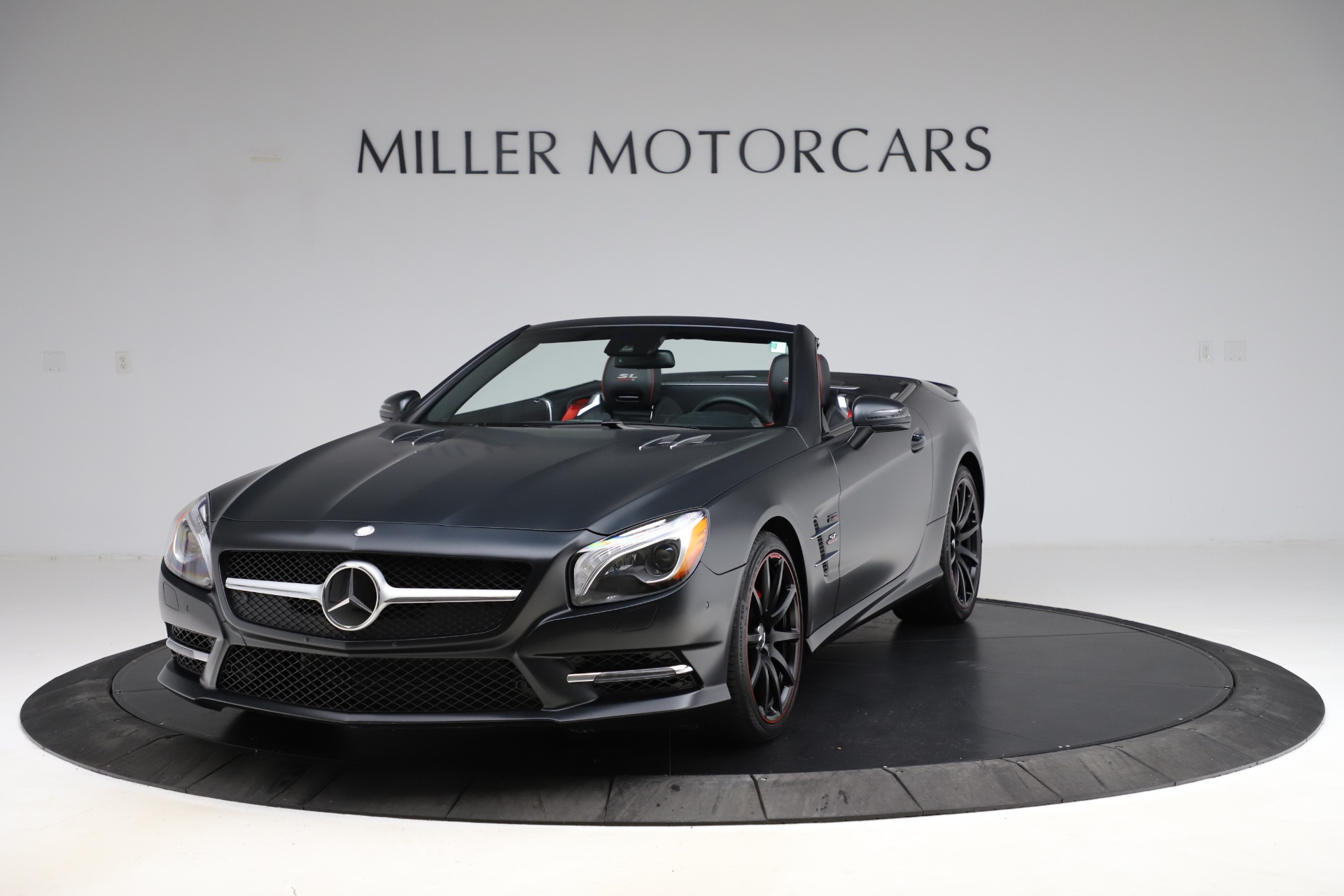 Used 2016 Mercedes-Benz SL-Class SL 550 for sale Sold at McLaren Greenwich in Greenwich CT 06830 1