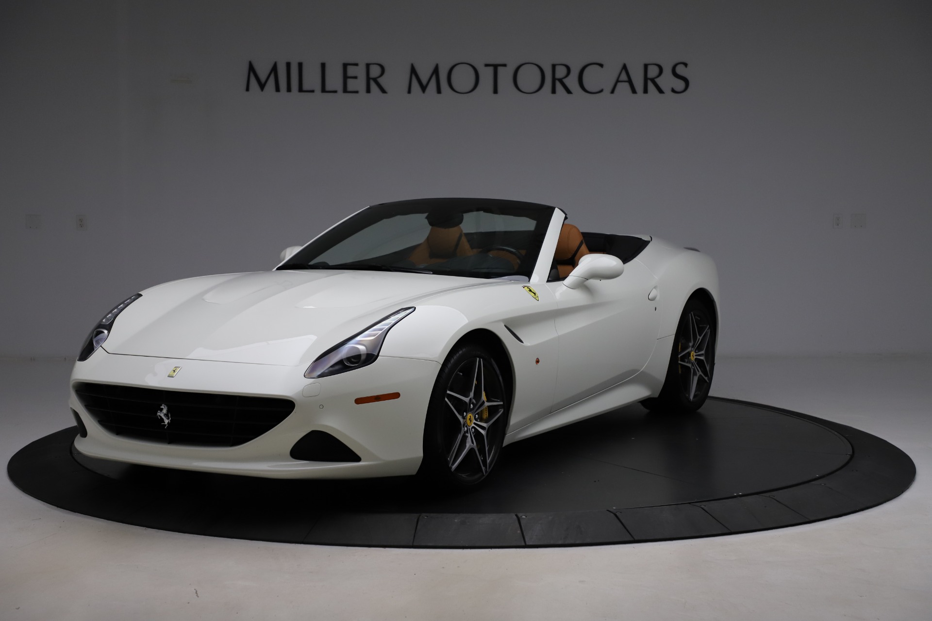 Used 2018 Ferrari California T for sale Sold at McLaren Greenwich in Greenwich CT 06830 1