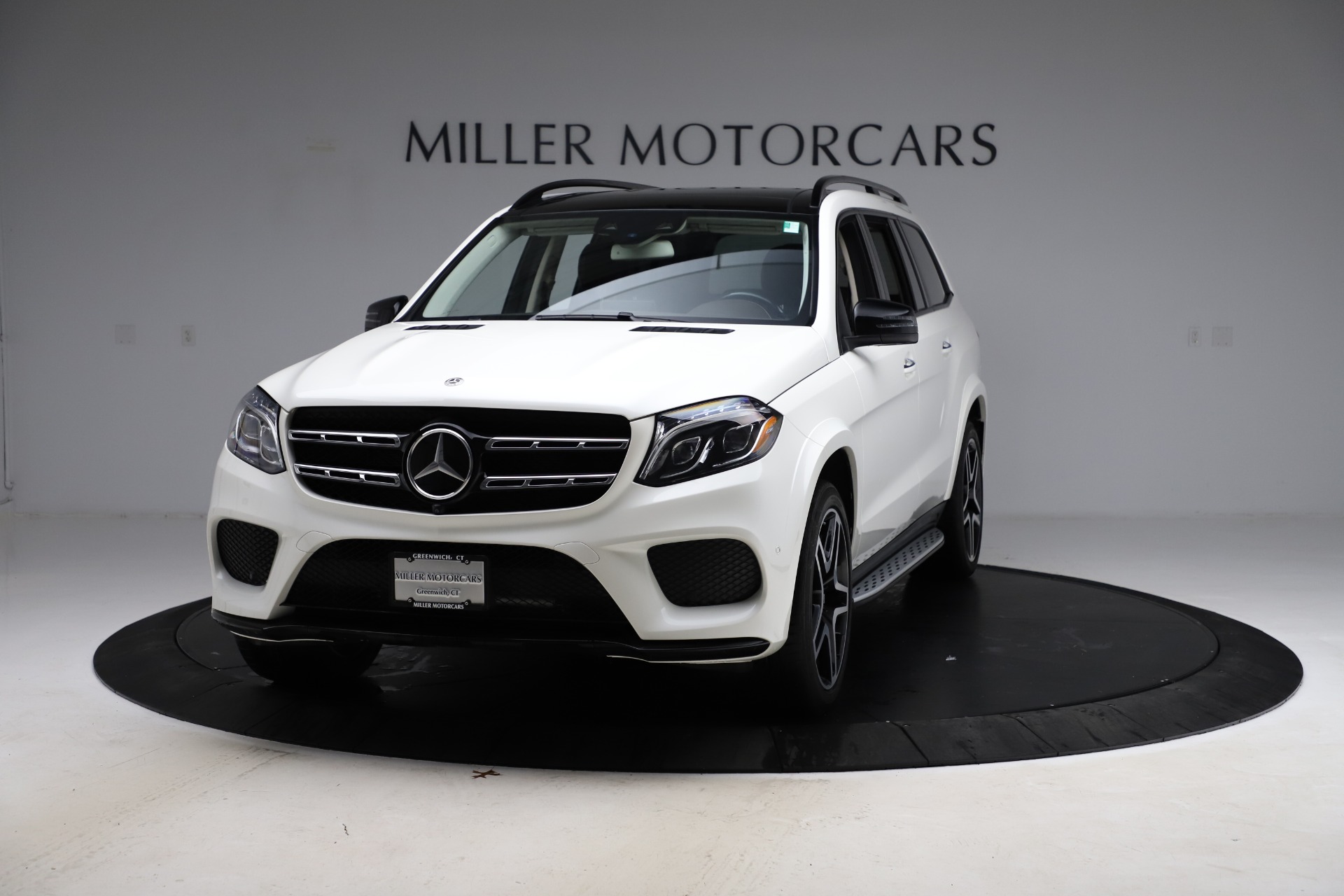 Used 2018 Mercedes-Benz GLS 550 for sale Sold at McLaren Greenwich in Greenwich CT 06830 1