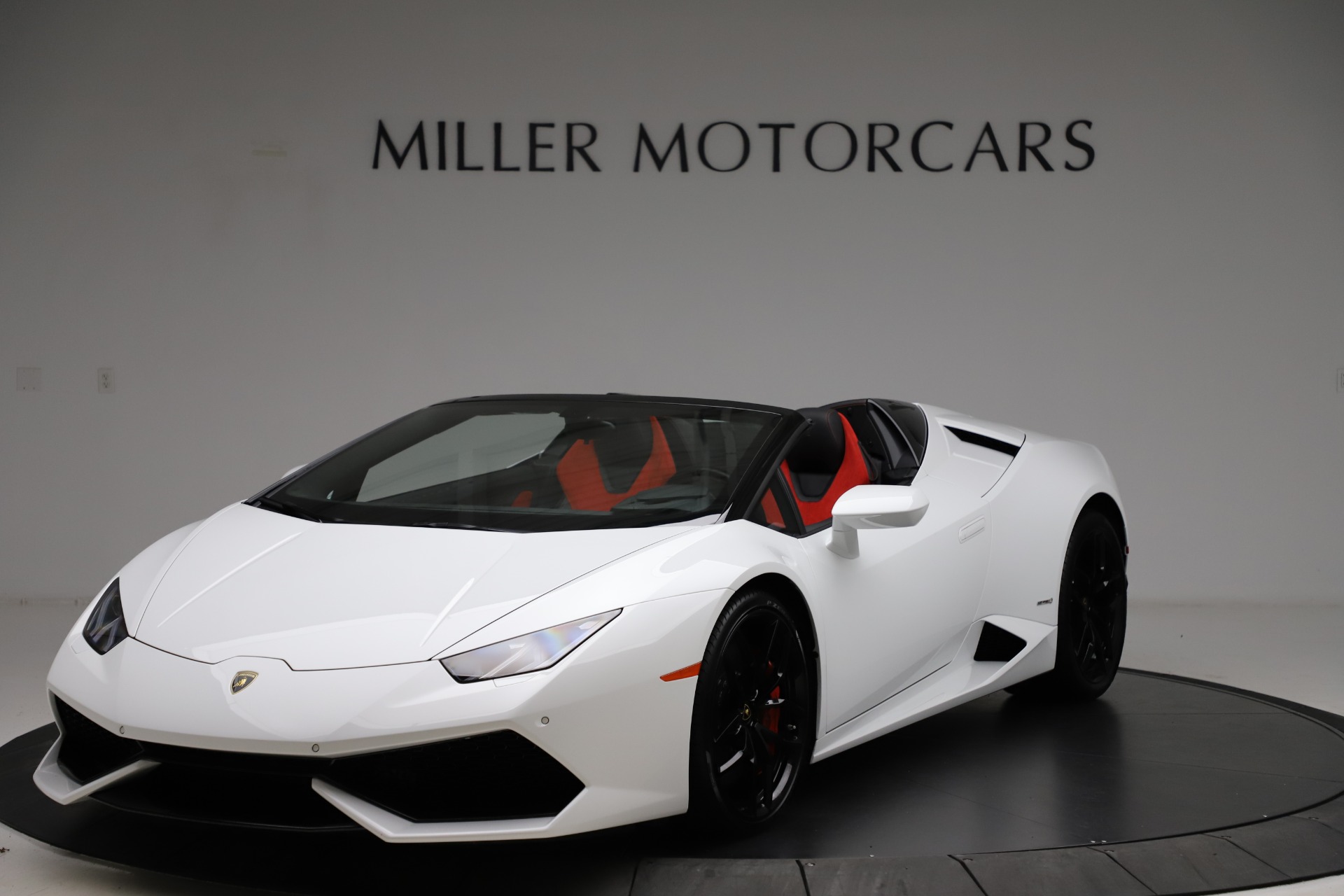 Pre-Owned 2016 Lamborghini Huracan LP 610-4 Spyder For Sale