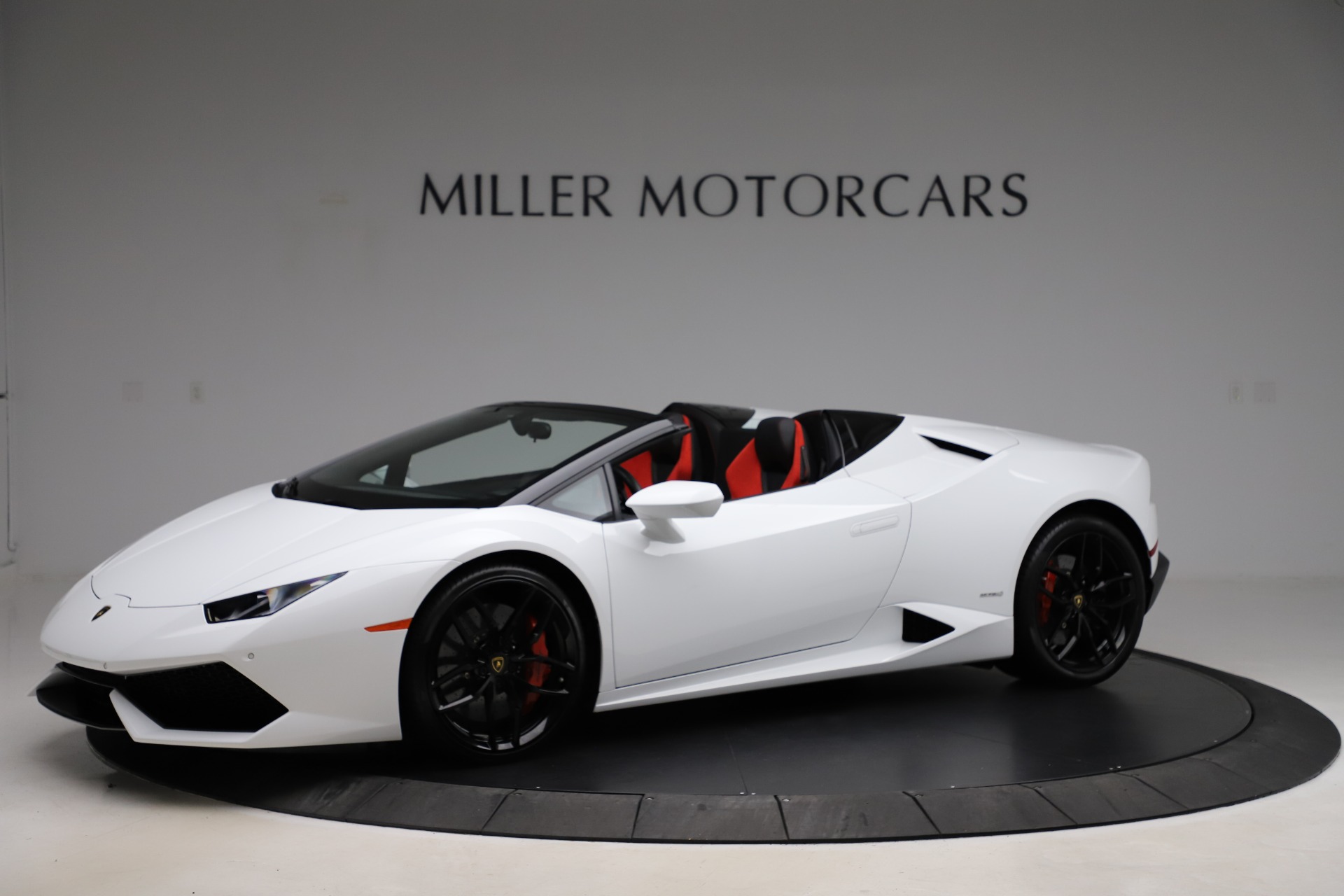 Pre-Owned 2016 Lamborghini Huracan LP 610-4 Spyder For Sale