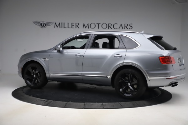 Used 2018 Bentley Bentayga W12 Signature for sale Sold at McLaren Greenwich in Greenwich CT 06830 4