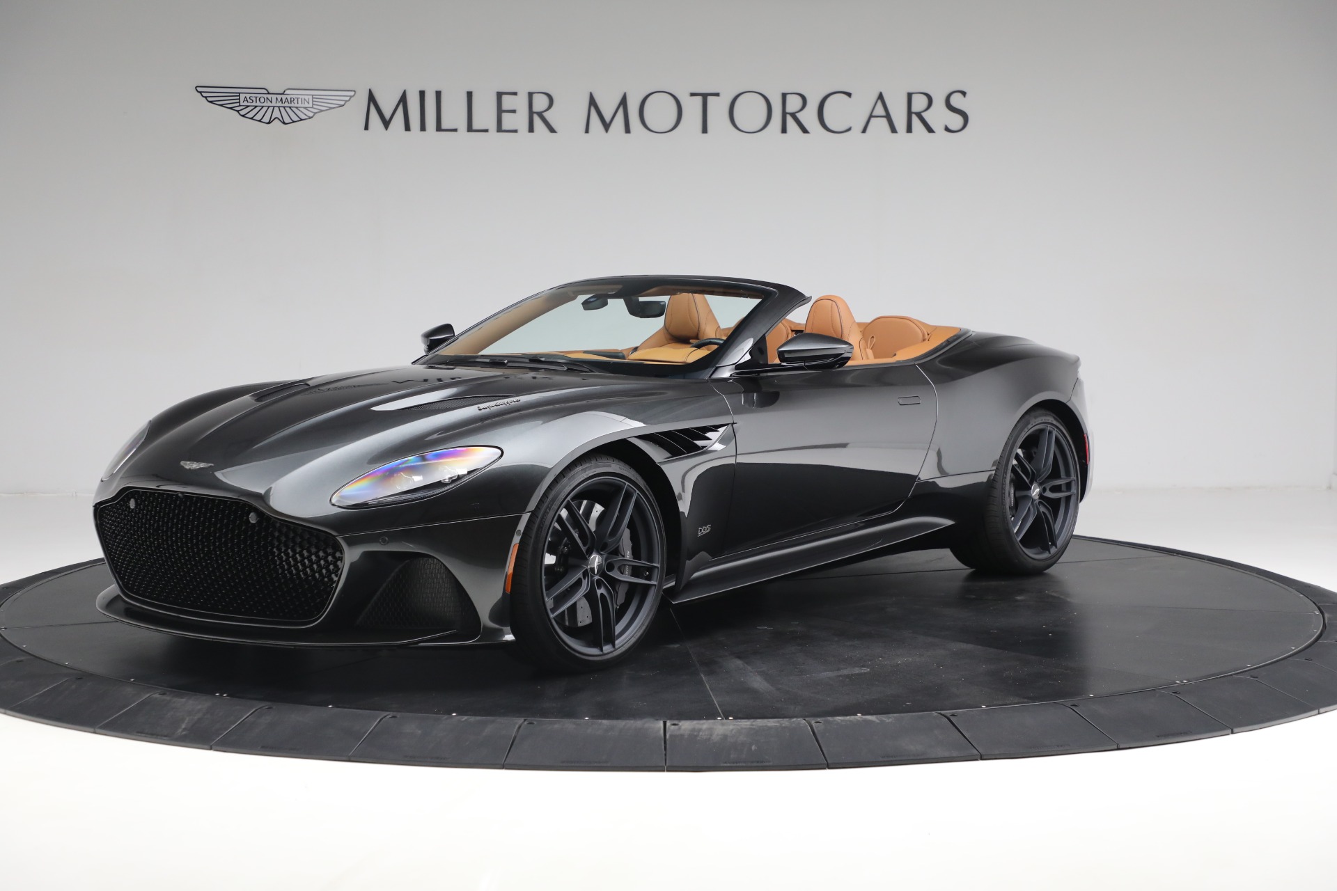 Used 2021 Aston Martin DBS Superleggera Volante for sale $295,900 at McLaren Greenwich in Greenwich CT 06830 1