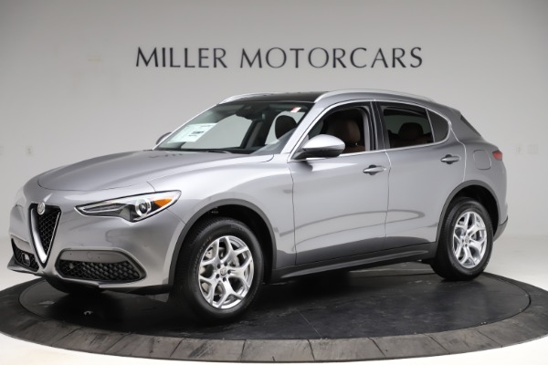 New 2021 Alfa Romeo Stelvio Q4 for sale $48,835 at McLaren Greenwich in Greenwich CT 06830 2