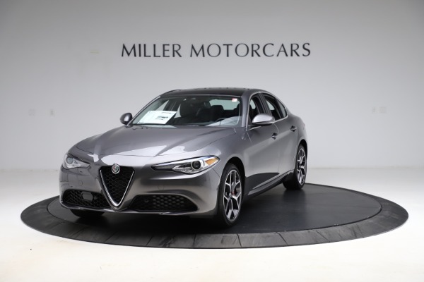 New 2021 Alfa Romeo Giulia Ti Q4 for sale Sold at McLaren Greenwich in Greenwich CT 06830 1