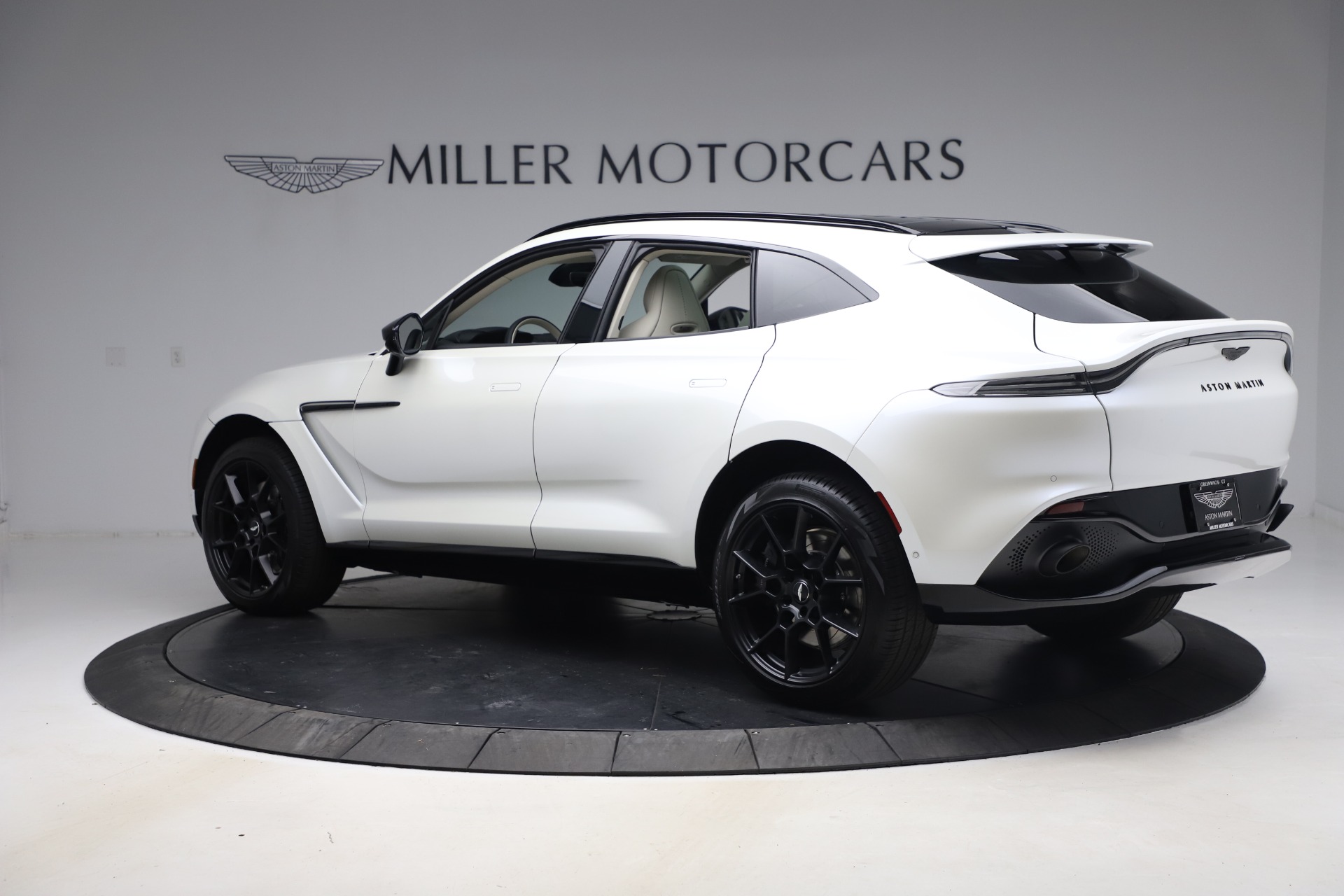 New 2021 Aston Martin DBX For Sale (Special Pricing) | McLaren