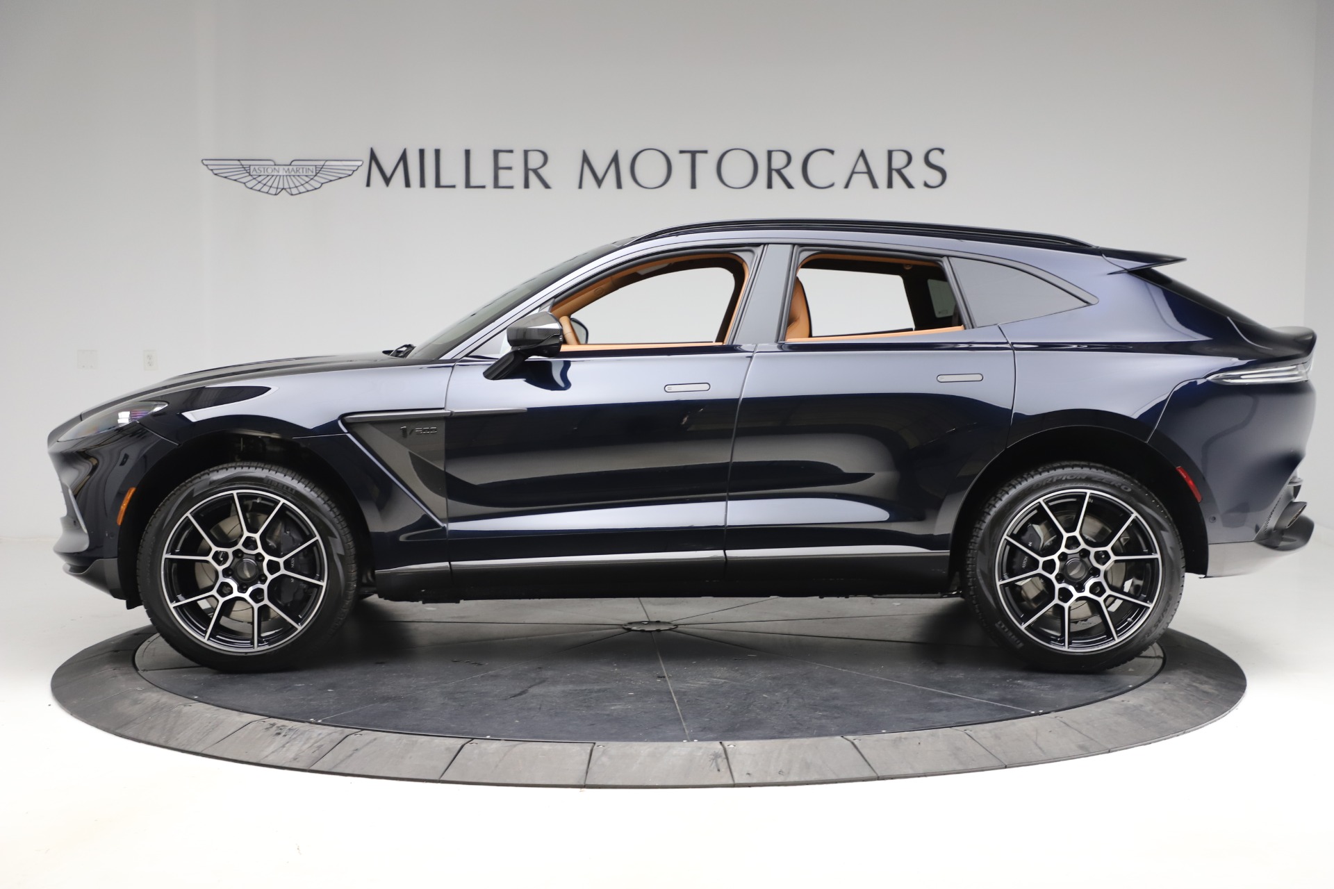 New 2021 Aston Martin DBX For Sale (Special Pricing