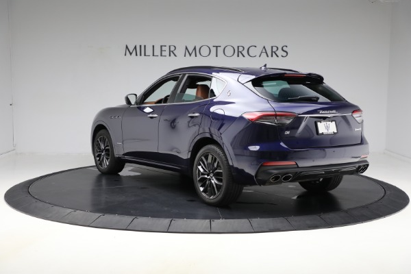 Used 2021 Maserati Levante Q4 GranSport for sale Sold at McLaren Greenwich in Greenwich CT 06830 3