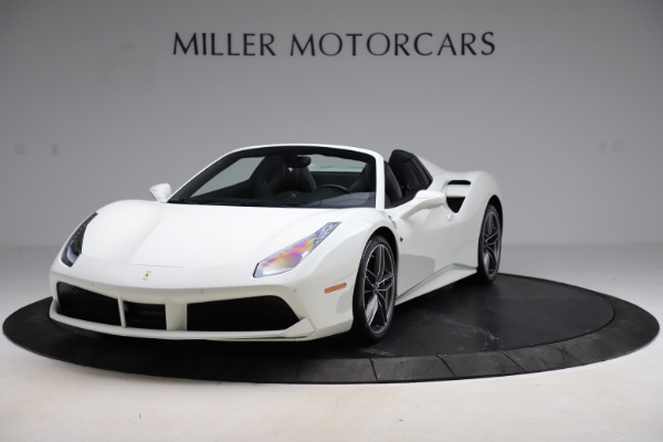 Used 2017 Ferrari 488 Spider for sale $284,900 at McLaren Greenwich in Greenwich CT 06830 1