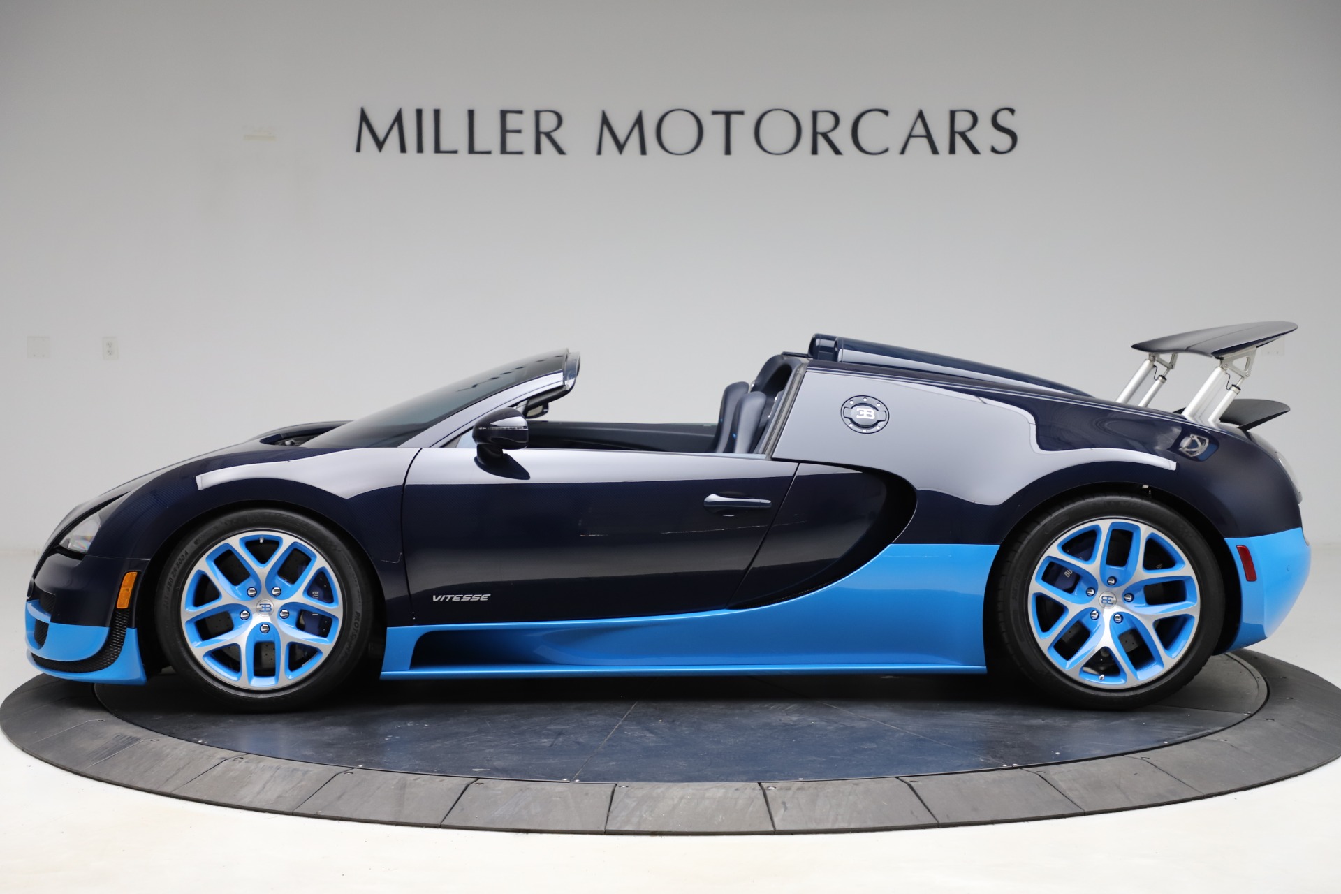 Bugatti Veyron 16 4 Grand Sport Vitesse
