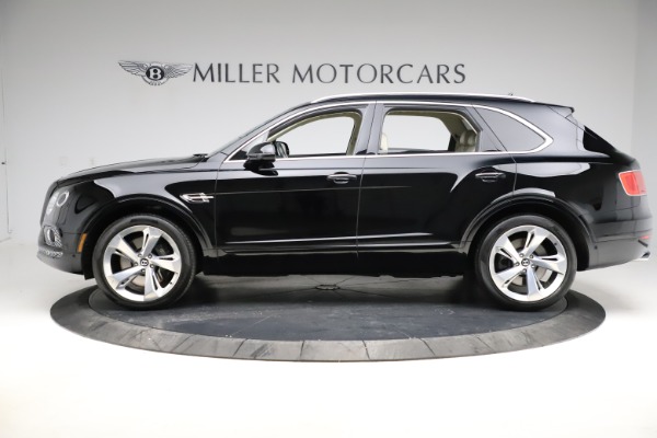 Used 2018 Bentley Bentayga W12 Signature for sale Sold at McLaren Greenwich in Greenwich CT 06830 3