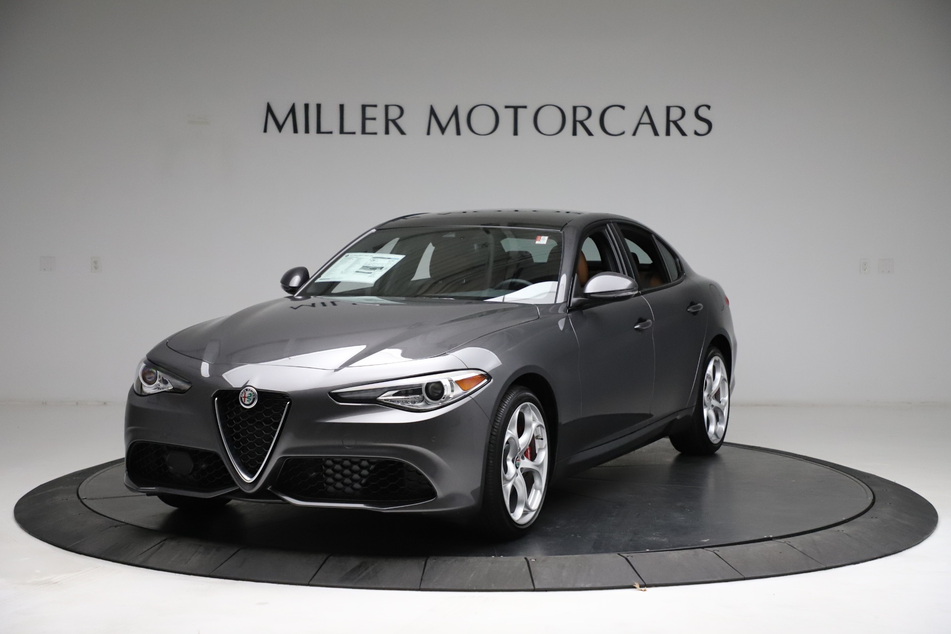 New 2021 Alfa Romeo Giulia Ti Sport Q4 for sale $52,100 at McLaren Greenwich in Greenwich CT 06830 1