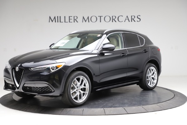New 2021 Alfa Romeo Stelvio Ti Lusso Q4 for sale $57,750 at McLaren Greenwich in Greenwich CT 06830 2
