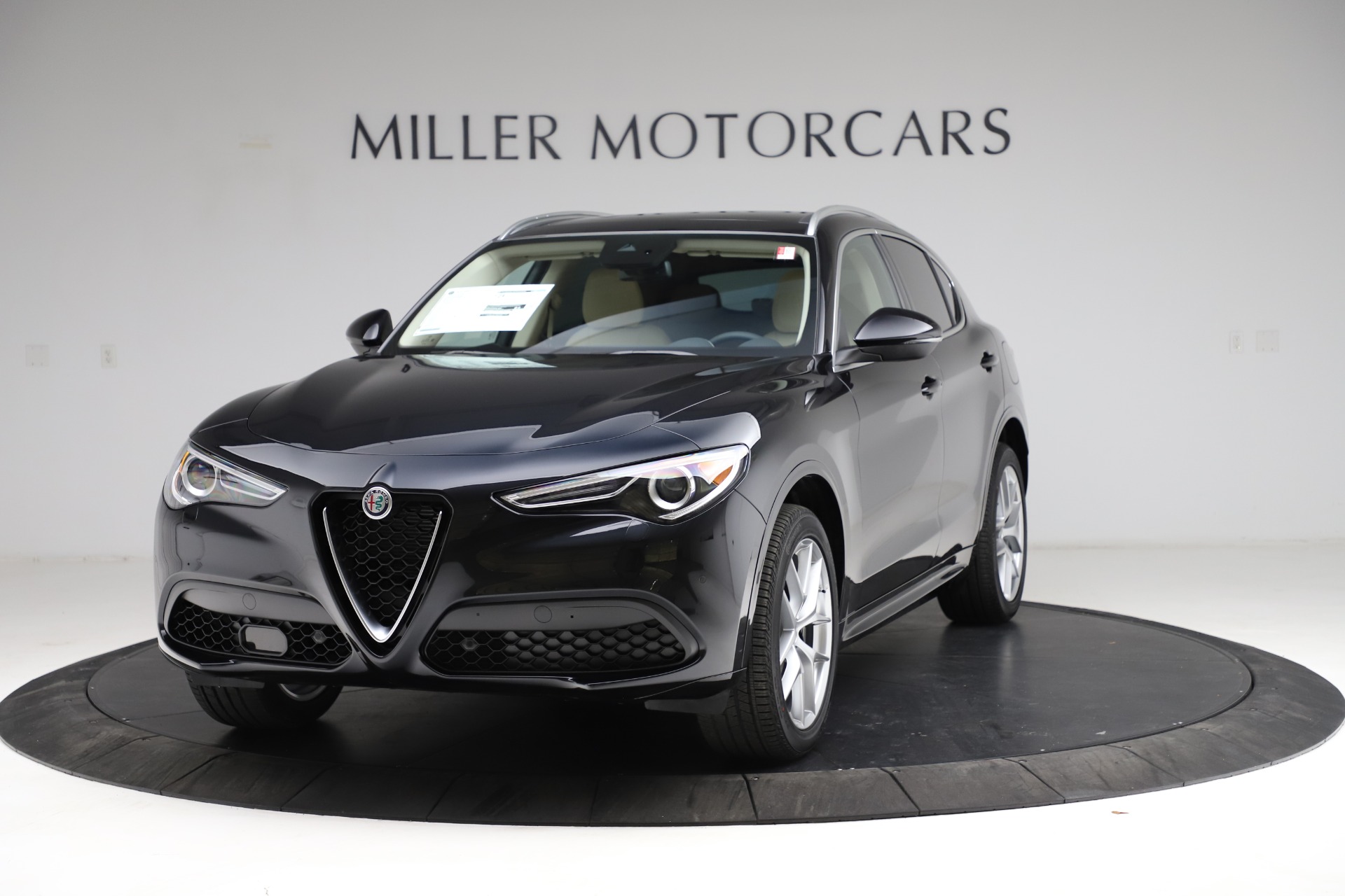 New 2021 Alfa Romeo Stelvio Ti Lusso Q4 for sale $57,750 at McLaren Greenwich in Greenwich CT 06830 1