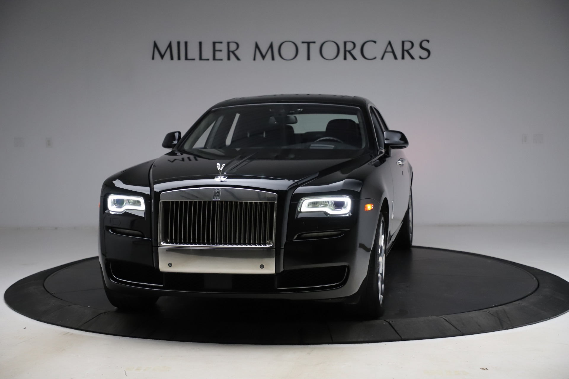 Used 2016 Rolls-Royce Ghost for sale Sold at McLaren Greenwich in Greenwich CT 06830 1