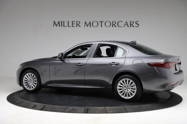 New 2021 Alfa Romeo Giulia Q4 for sale $41,662 at McLaren Greenwich in Greenwich CT 06830 4