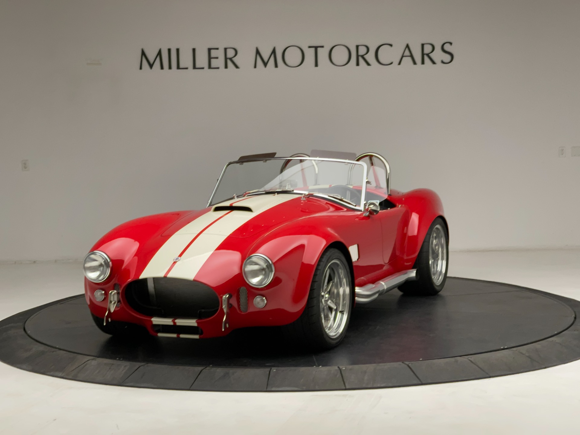 Used 2020 Shelby Cobra Superformance for sale Sold at McLaren Greenwich in Greenwich CT 06830 1