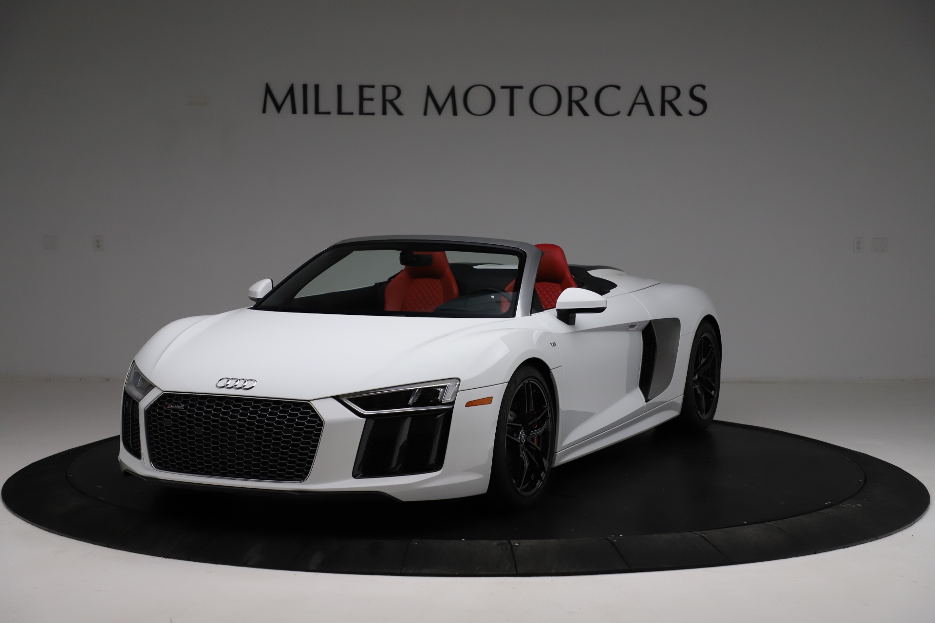 Used 2018 Audi R8 Spyder for sale Sold at McLaren Greenwich in Greenwich CT 06830 1