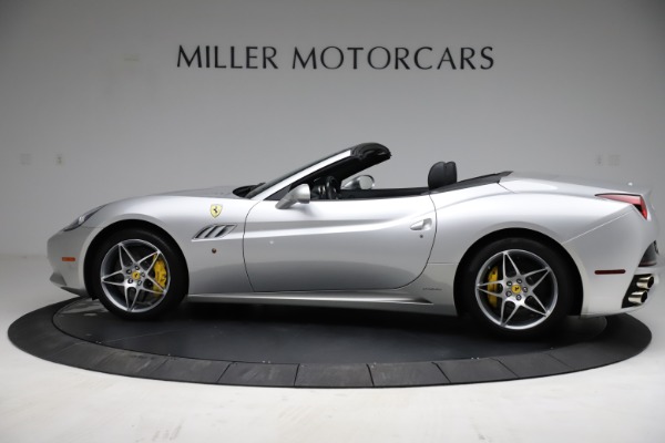 Used 2010 Ferrari California for sale Sold at McLaren Greenwich in Greenwich CT 06830 3