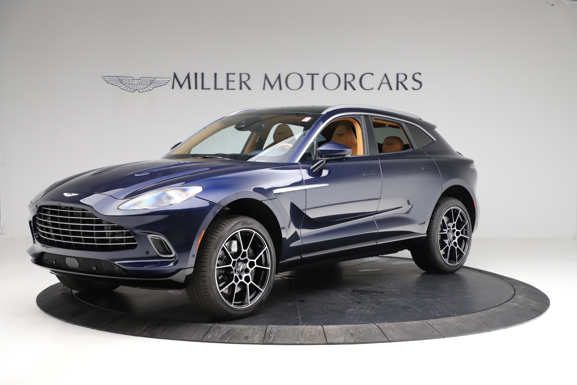 New 2021 Aston Martin DBX for sale $205,386 at McLaren Greenwich in Greenwich CT 06830 1