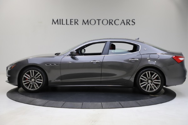 Used 2018 Maserati Ghibli SQ4 GranLusso for sale Sold at McLaren Greenwich in Greenwich CT 06830 3