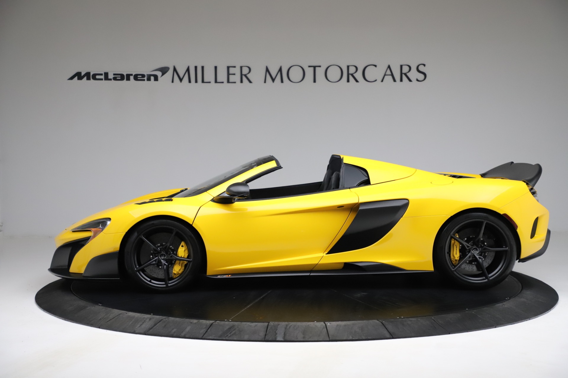 Pre Owned 16 Mclaren 675lt Spider For Sale Special Pricing Mclaren Greenwich Stock 3238c