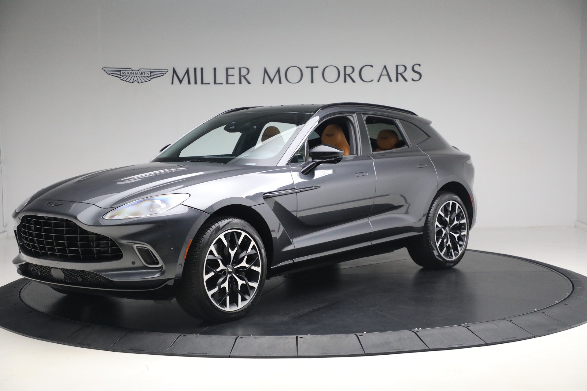 Used 2021 Aston Martin DBX for sale Sold at McLaren Greenwich in Greenwich CT 06830 1