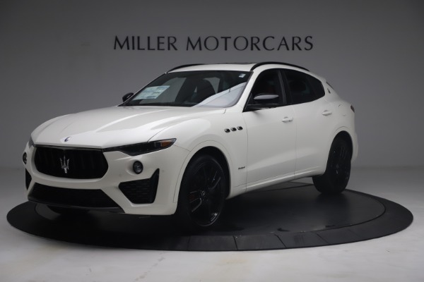 New 2021 Maserati Levante Q4 GranSport for sale $92,485 at McLaren Greenwich in Greenwich CT 06830 2