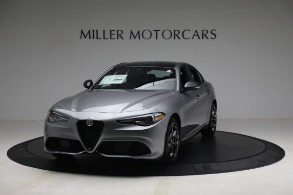 Used 2021 Alfa Romeo Giulia Ti Sport Q4 for sale Sold at McLaren Greenwich in Greenwich CT 06830 1