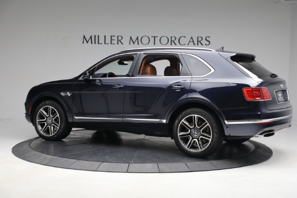 Used 2018 Bentley Bentayga W12 Signature for sale Sold at McLaren Greenwich in Greenwich CT 06830 4