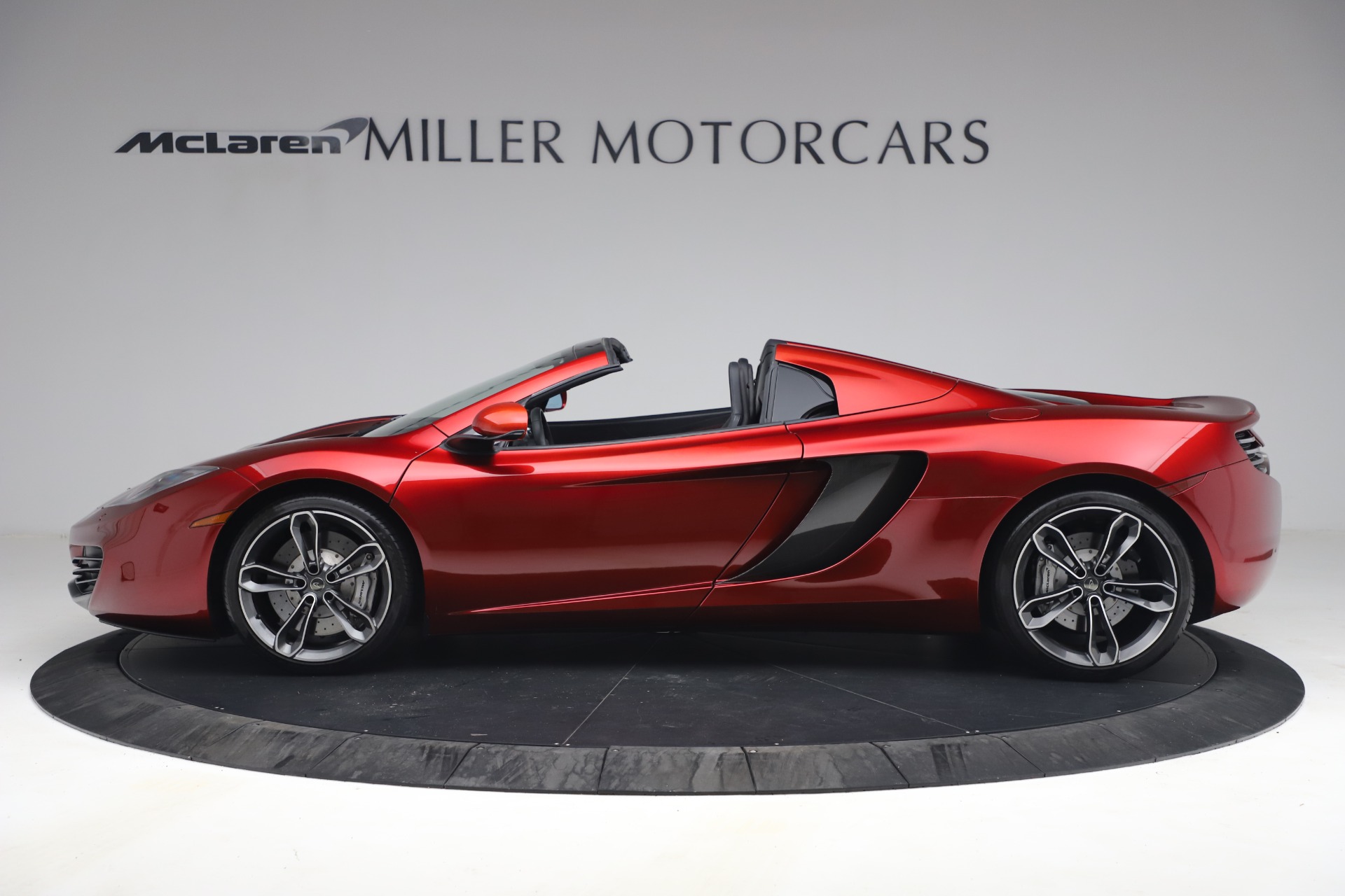 モリリン Pre-Owned 2013 McLaren MP4-12C Spider For Sale (Special