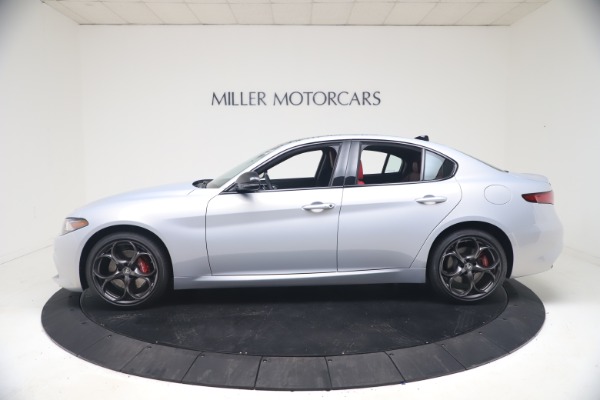 New 2021 Alfa Romeo Giulia Ti Sport Q4 for sale Sold at McLaren Greenwich in Greenwich CT 06830 3