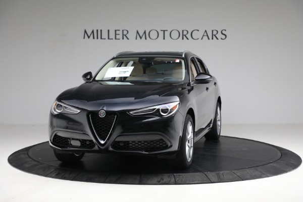 New 2021 Alfa Romeo Stelvio Ti Lusso Q4 for sale Sold at McLaren Greenwich in Greenwich CT 06830 1