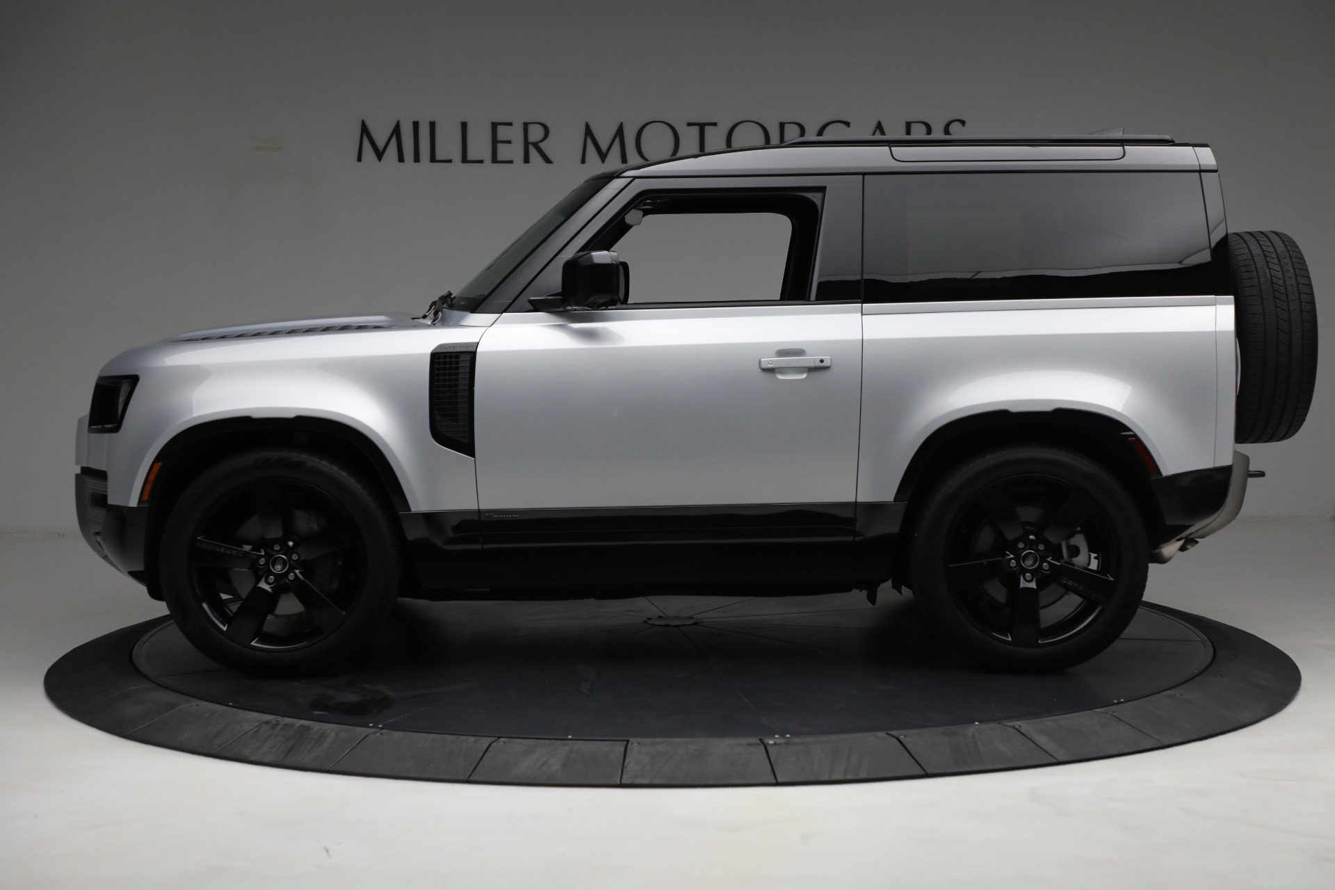 Pre-Owned 2021 Land Rover Defender 90 X-Dynamic S For Sale