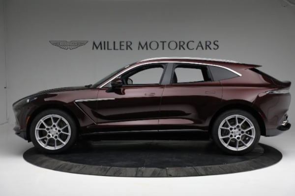Used 2021 Aston Martin DBX for sale $181,900 at McLaren Greenwich in Greenwich CT 06830 2