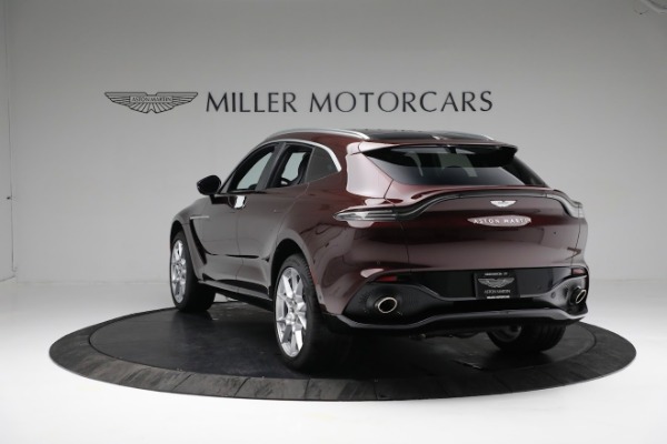 Used 2021 Aston Martin DBX for sale Sold at McLaren Greenwich in Greenwich CT 06830 4