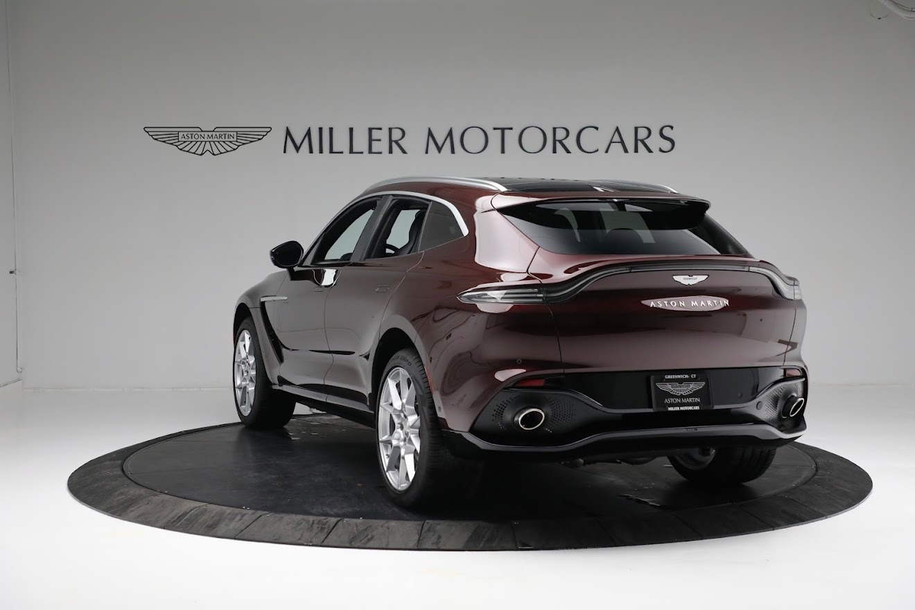 Aston Martin DBX セーフティカー 2021 Pre-Owned 2021 Aston Martin DBX For Sale (Special Pricing