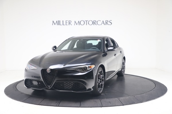 New 2022 Alfa Romeo Giulia Veloce for sale Sold at McLaren Greenwich in Greenwich CT 06830 1