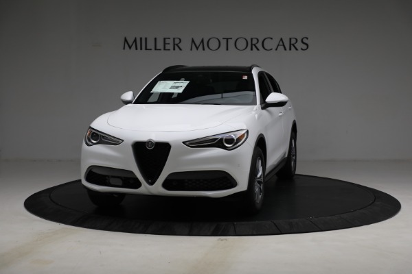 New 2022 Alfa Romeo Stelvio Sprint for sale Sold at McLaren Greenwich in Greenwich CT 06830 1