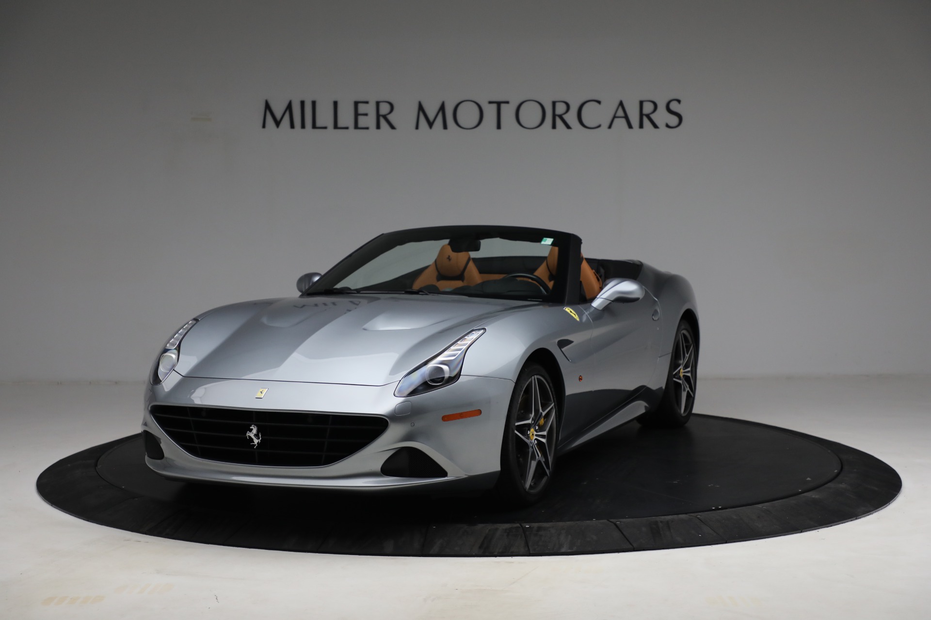 Used 2017 Ferrari California T for sale Sold at McLaren Greenwich in Greenwich CT 06830 1