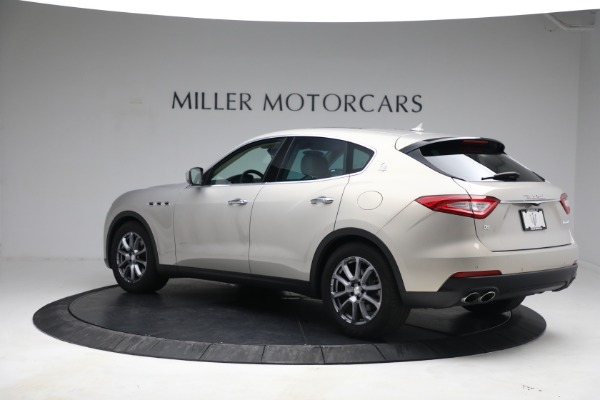 Used 2018 Maserati Levante for sale Sold at McLaren Greenwich in Greenwich CT 06830 4