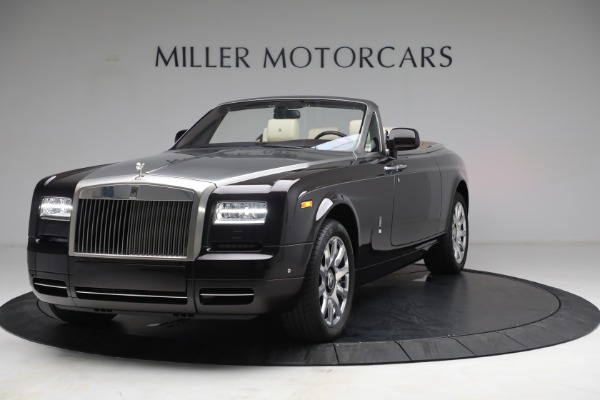 Used 2015 Rolls-Royce Phantom Drophead Coupe for sale Sold at McLaren Greenwich in Greenwich CT 06830 1