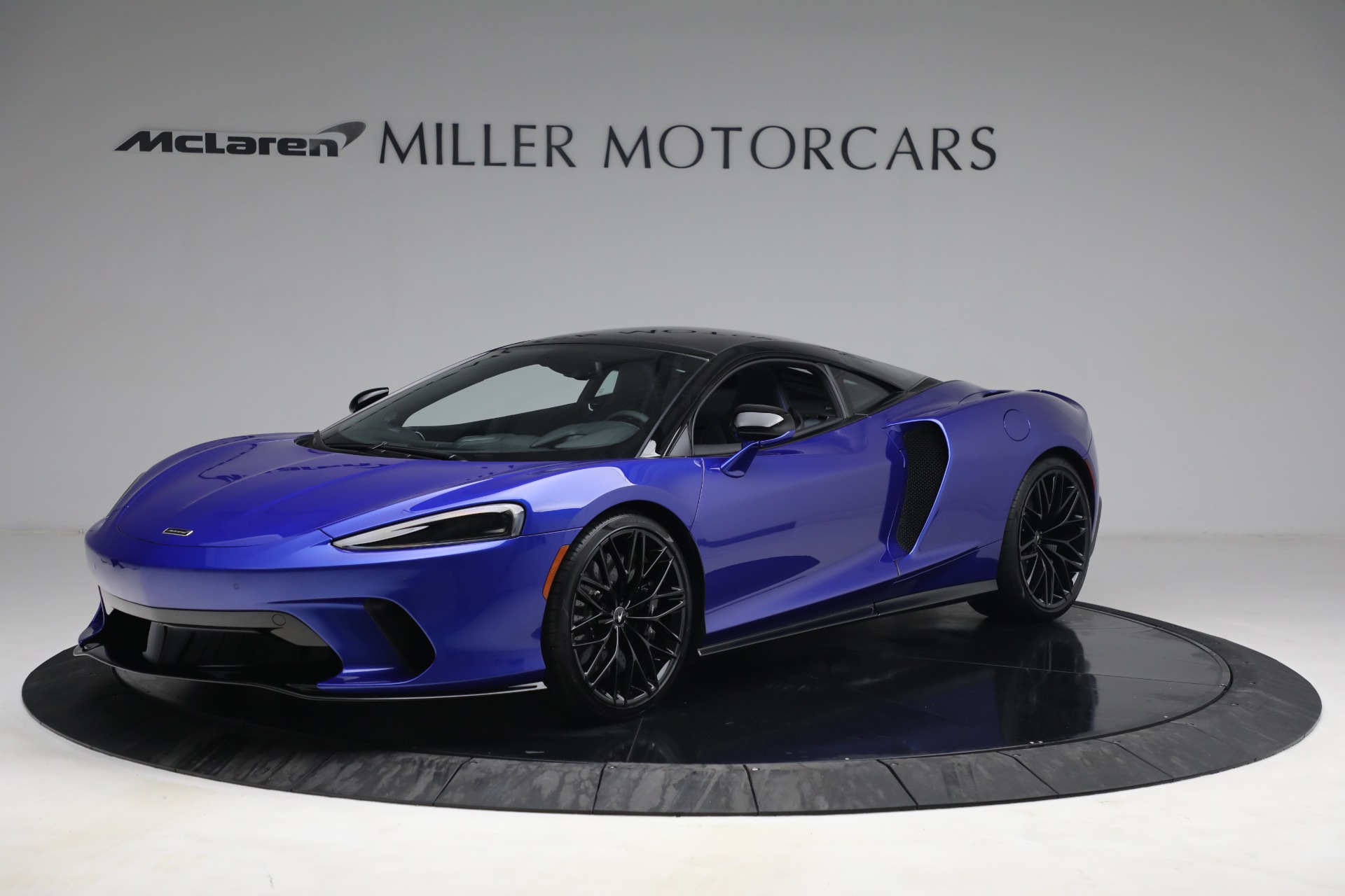 New 2022 McLaren GT Luxe for sale Sold at McLaren Greenwich in Greenwich CT 06830 1