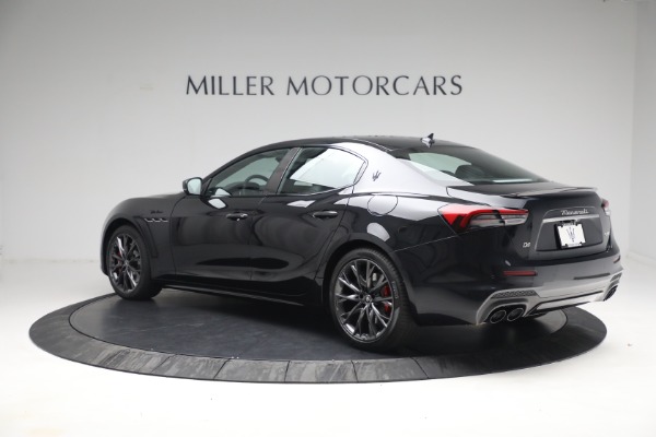 New 2022 Maserati Ghibli Modena Q4 for sale Sold at McLaren Greenwich in Greenwich CT 06830 4