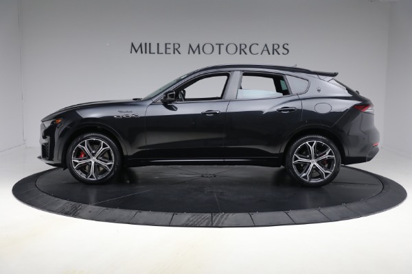 Used 2022 Maserati Levante Modena for sale Sold at McLaren Greenwich in Greenwich CT 06830 4
