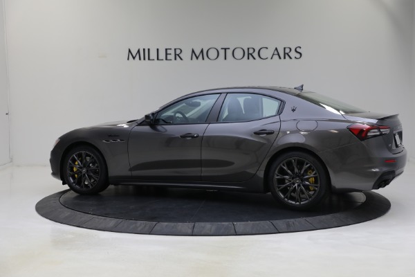 New 2022 Maserati Ghibli Modena Q4 for sale Sold at McLaren Greenwich in Greenwich CT 06830 4