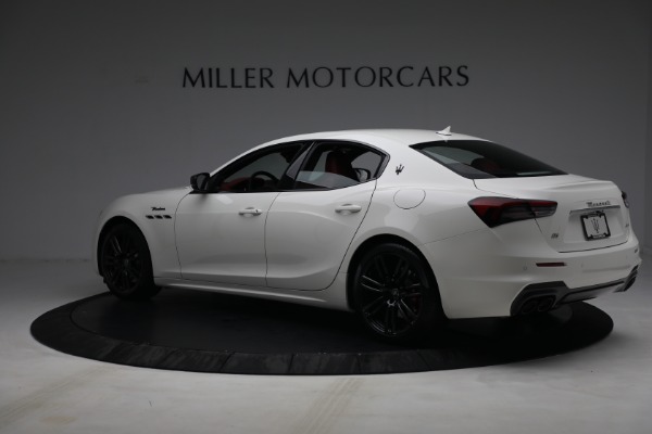 New 2022 Maserati Ghibli Modena Q4 for sale Sold at McLaren Greenwich in Greenwich CT 06830 4