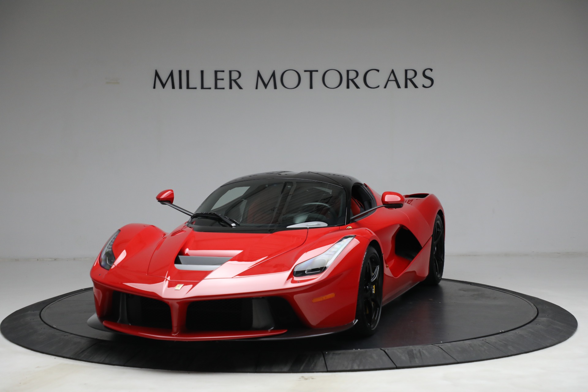 Used 2015 Ferrari LaFerrari for sale Sold at McLaren Greenwich in Greenwich CT 06830 1