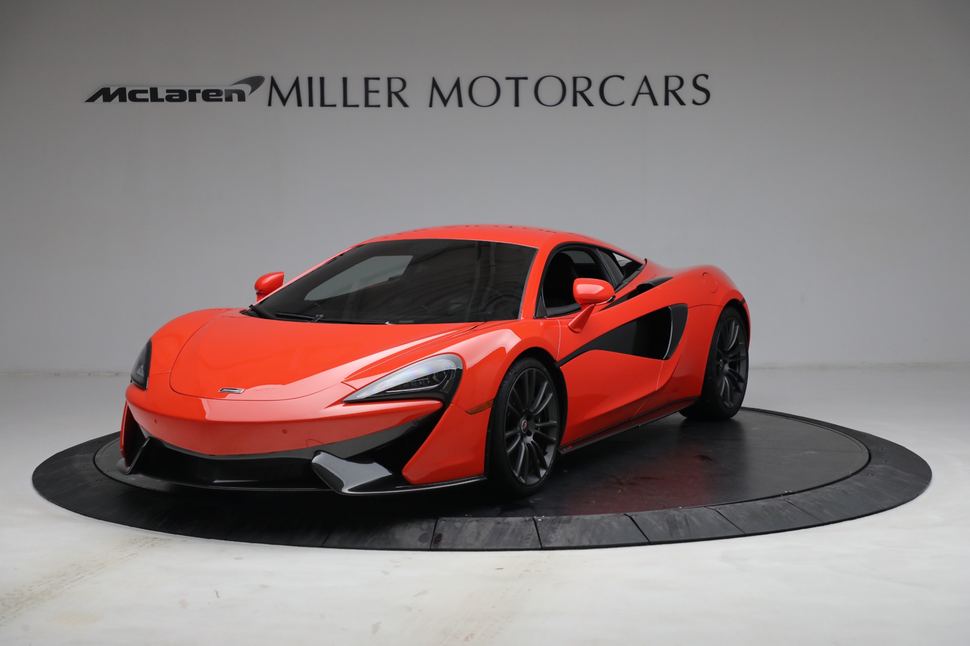 Used 2017 McLaren 570S for sale Sold at McLaren Greenwich in Greenwich CT 06830 1