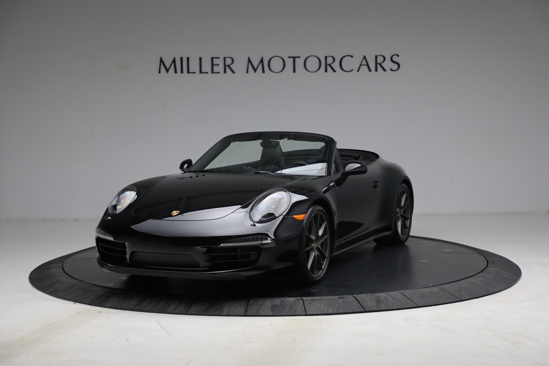 Used 2014 Porsche 911 Carrera 4S for sale Sold at McLaren Greenwich in Greenwich CT 06830 1